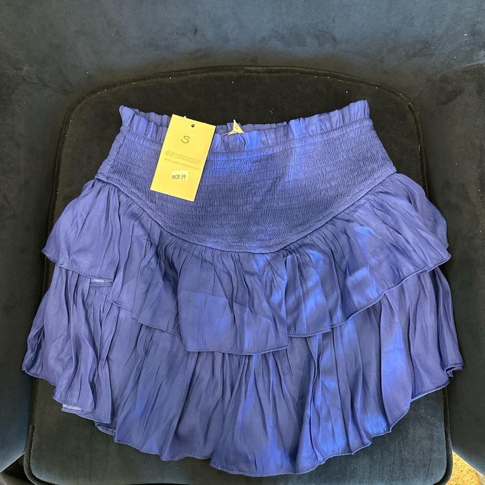 ee:some NWT royal blue skirt